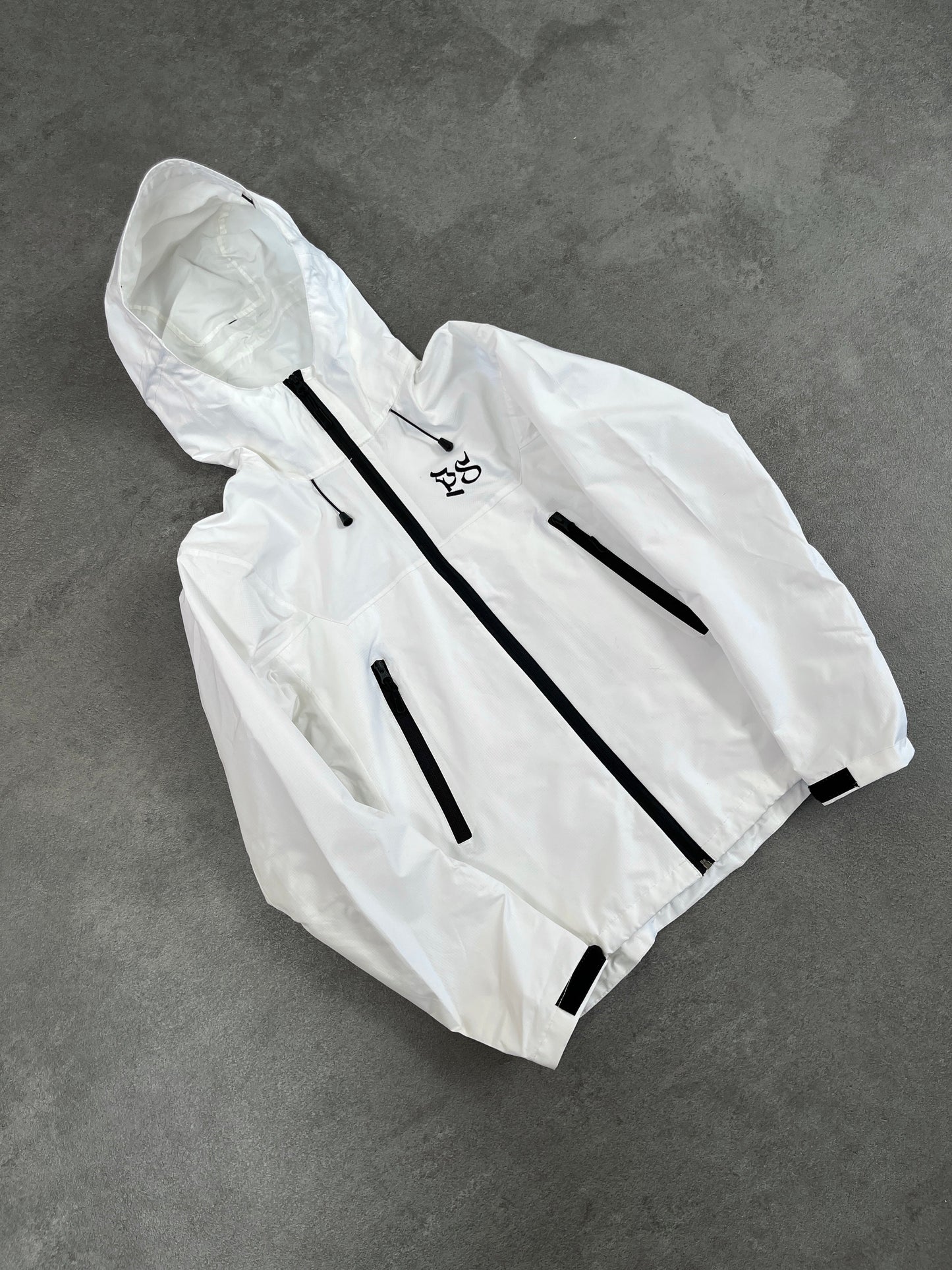 WHITE RIPSTOP RAIN JACKET