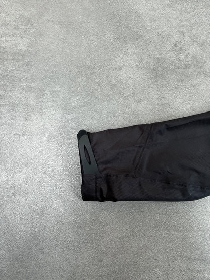 BLACK RIPSTOP RAIN JACKET