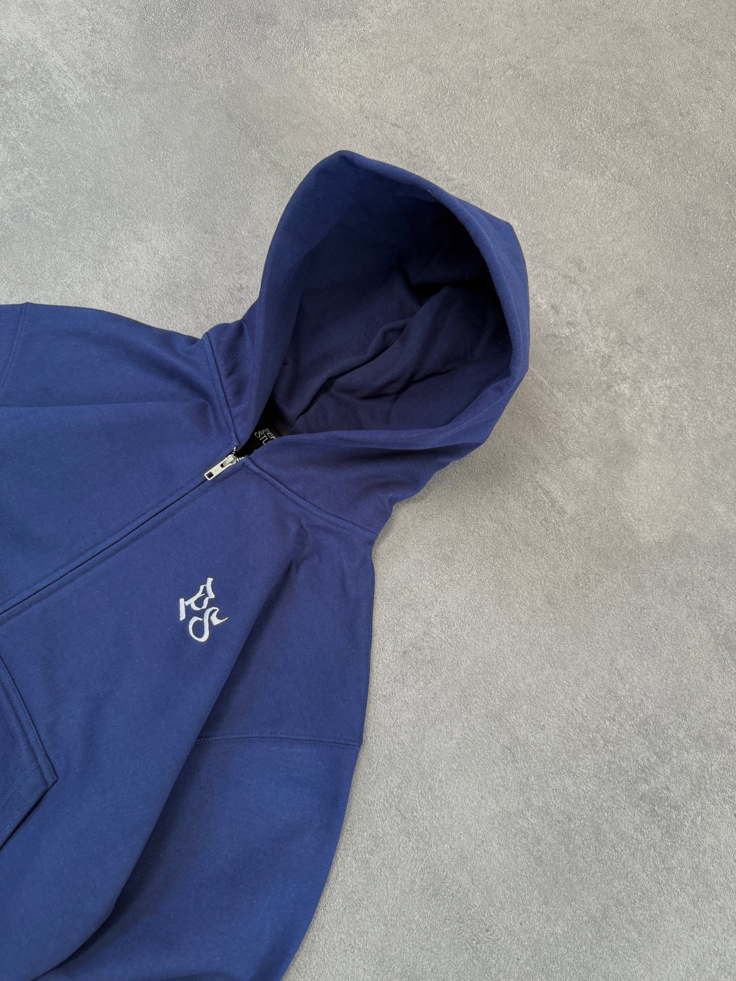 NAVY ZIP-HOODIE
